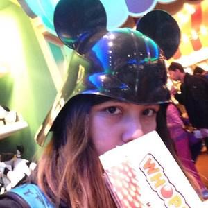 Meet your Posher, Monica